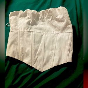 White corset 🤍